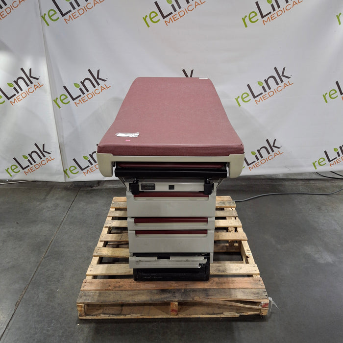 Midmark 404 Exam Table