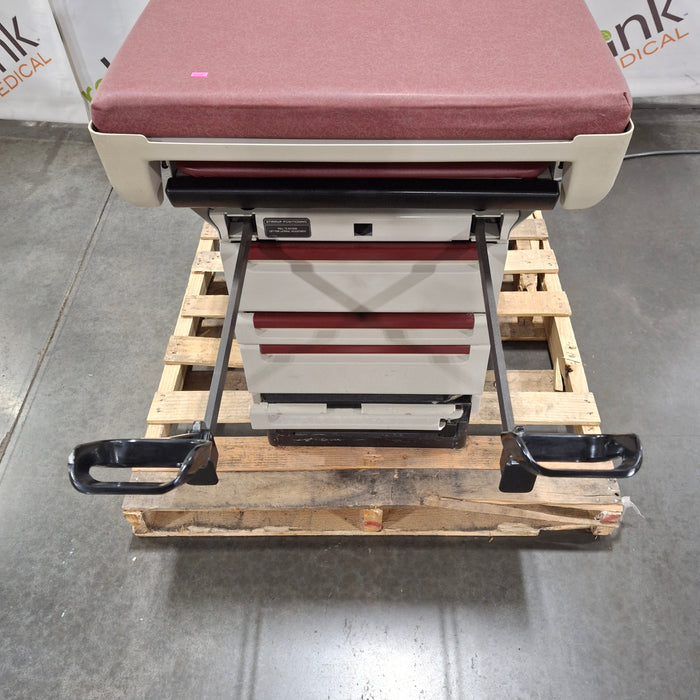 Midmark 404 Exam Table