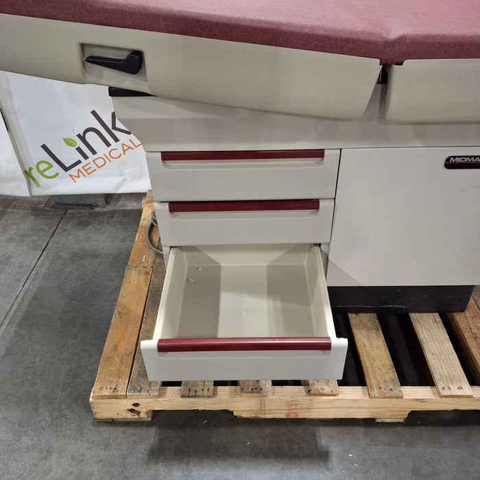 Midmark 404 Exam Table