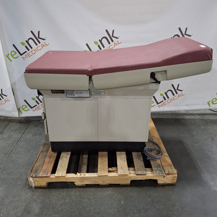 Midmark 404 Exam Table