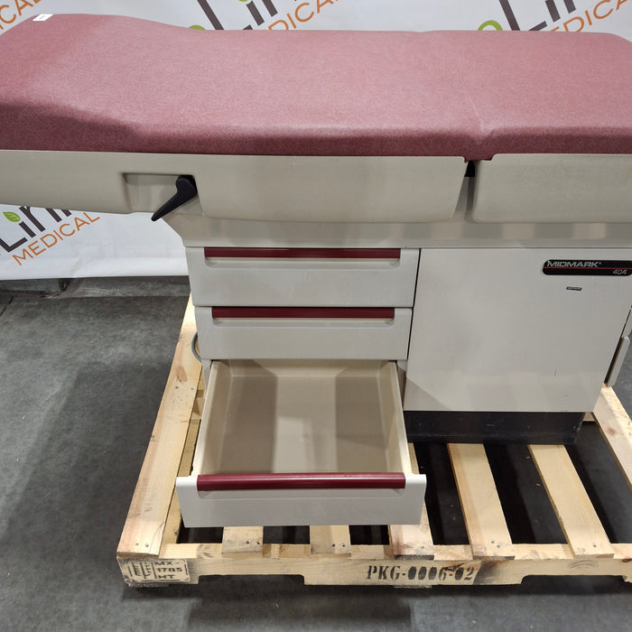 Midmark 404 Exam Table