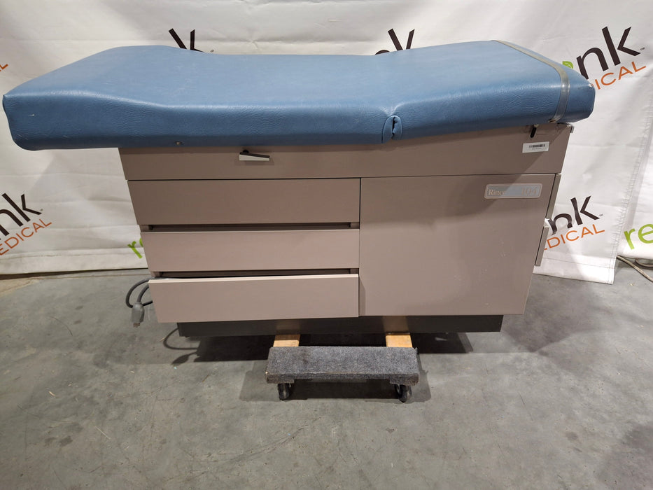 Midmark Ritter Model 104 Exam Table