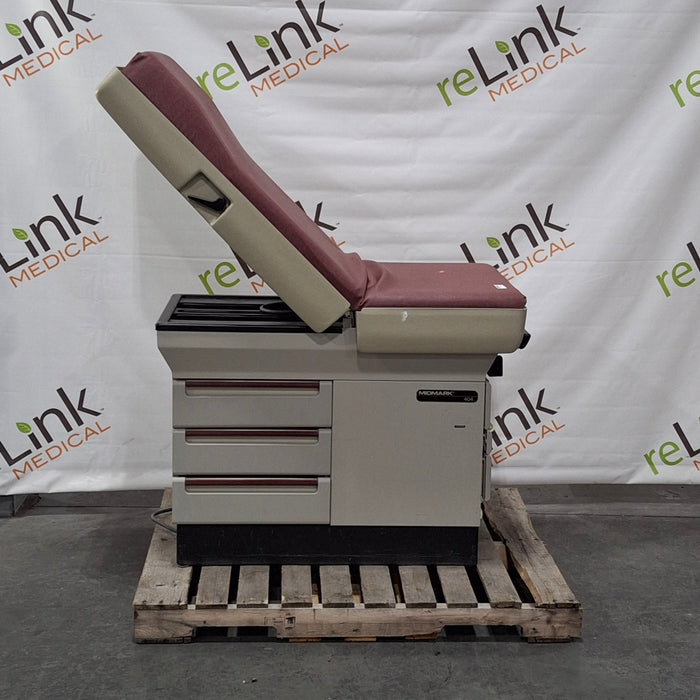 Midmark 404 Exam Table