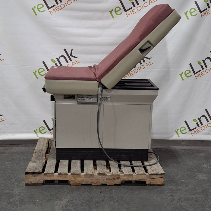 Midmark 404 Exam Table