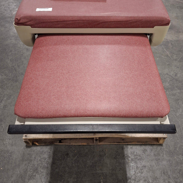 Midmark 404 Exam Table