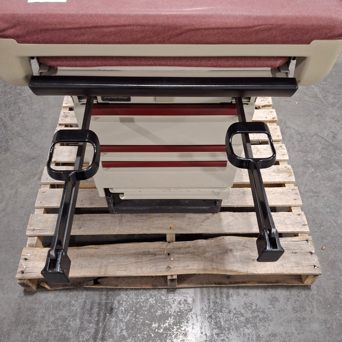 Midmark 404 Exam Table