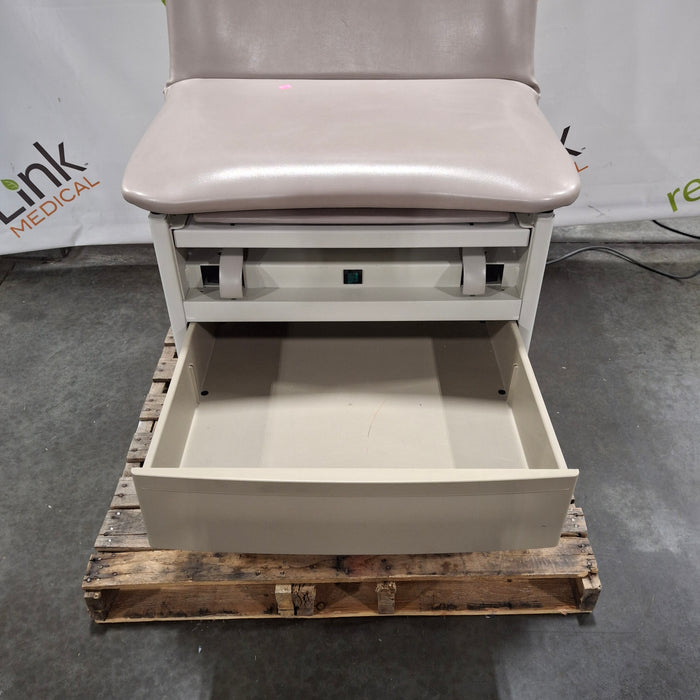 Brewer 5000 Access Exam Table