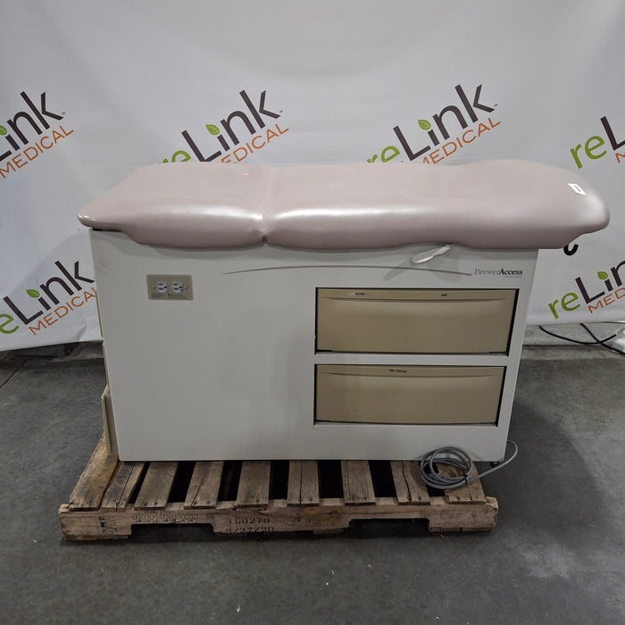 Brewer 5000 Access Exam Table