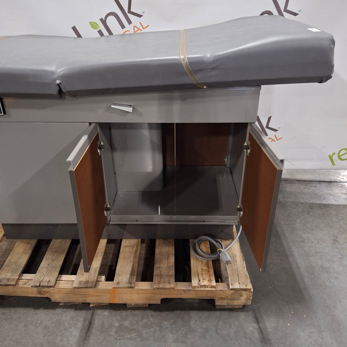 Ritter 108 Medical Examination Table