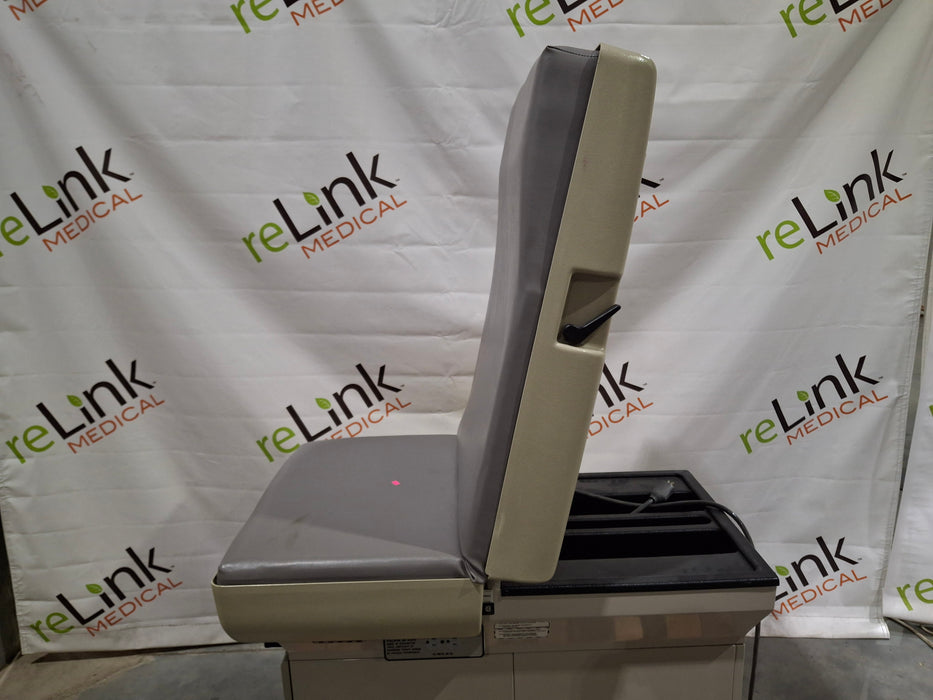 Midmark 404 Exam Table