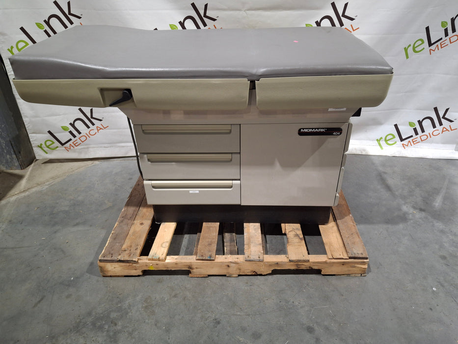 Midmark 404 Exam Table