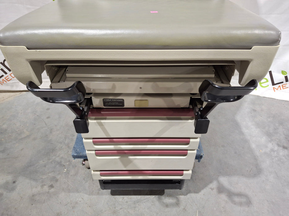 Midmark 404 Exam Table