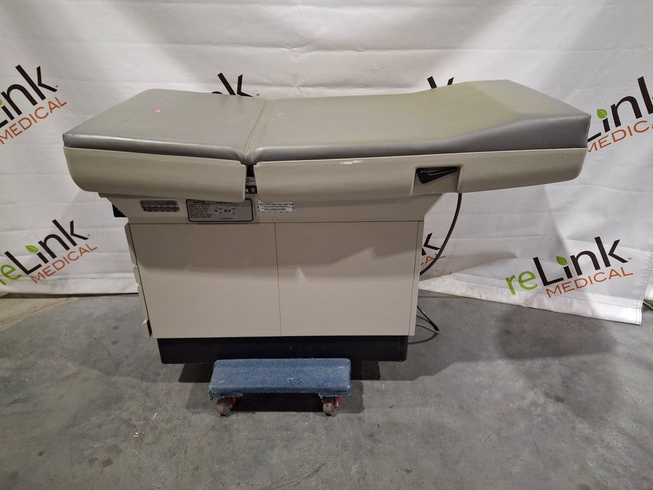 Midmark 404 Exam Table