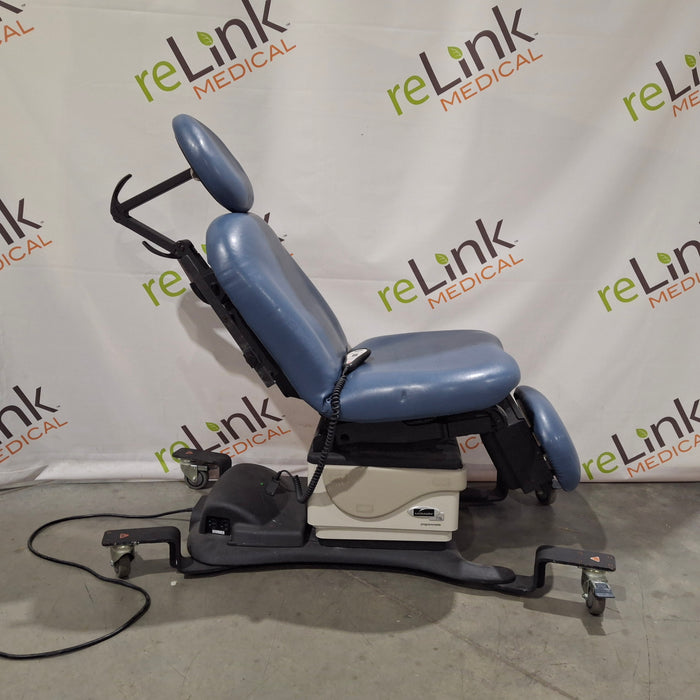 Midmark 630 Procedure Chair