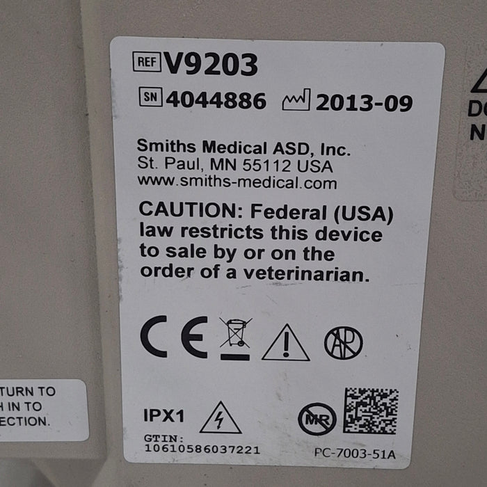 Smiths Medical Surgivet Advisor Vital Signs Monitor