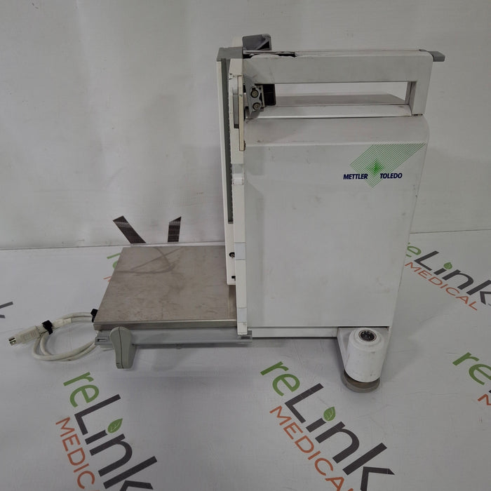 Mettler-Toledo, Inc. XP205 Analytical Balance Scale