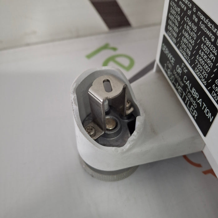 Mettler-Toledo, Inc. XP205 Analytical Balance Scale