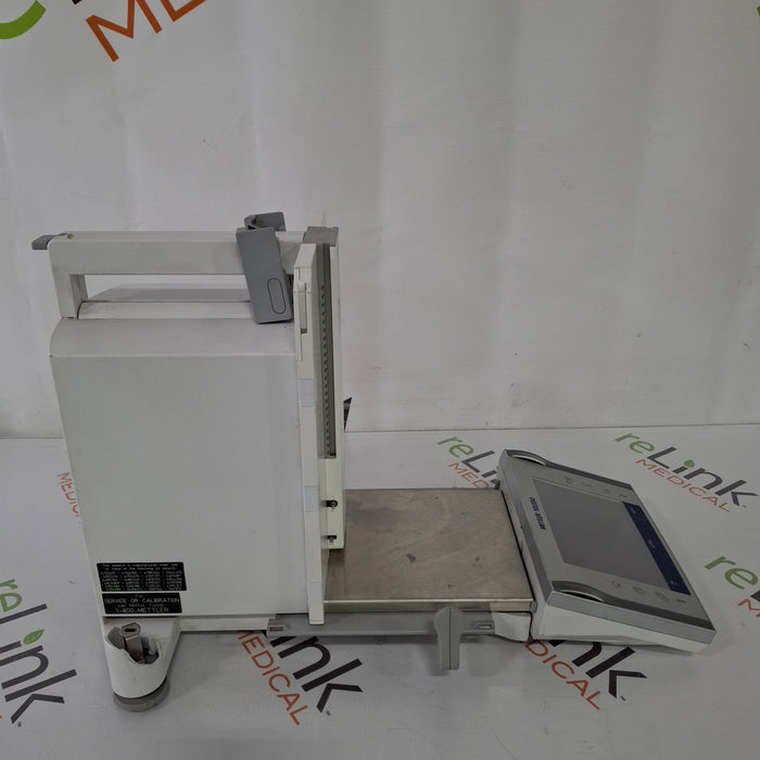 Mettler-Toledo, Inc. XP205 Analytical Balance Scale