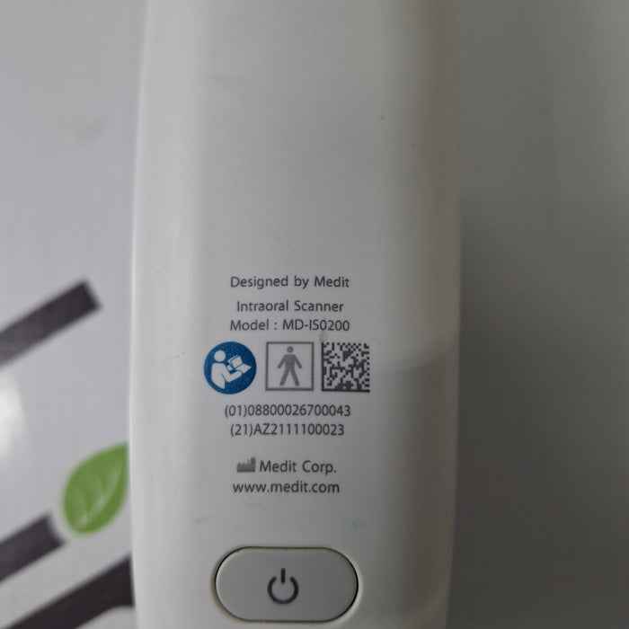 MEDIT i700 Intraoral Scanner