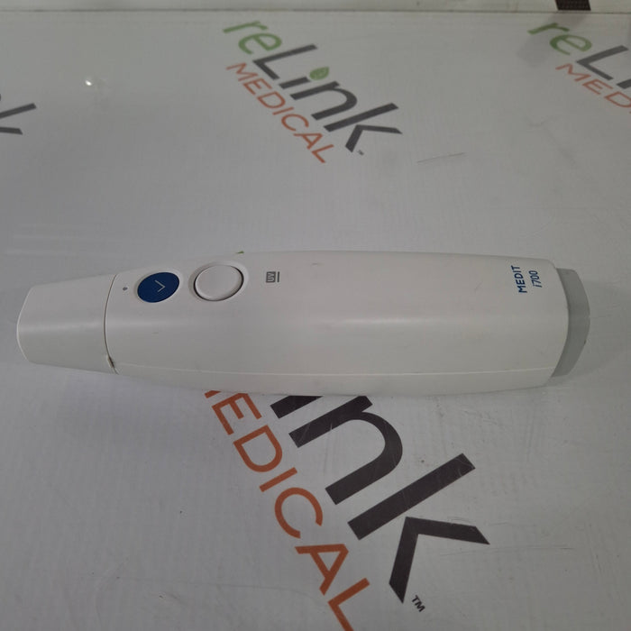 MEDIT i700 Intraoral Scanner