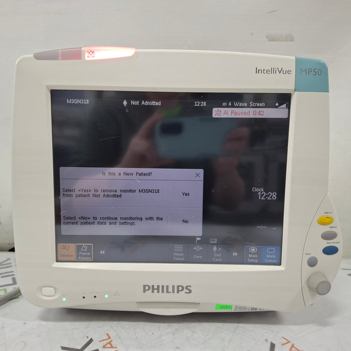 Philips IntelliVue MP50 Patient Monitor