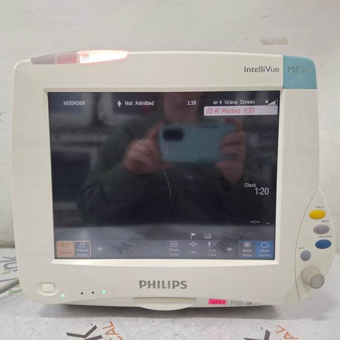 Philips IntelliVue MP50 Patient Monitor