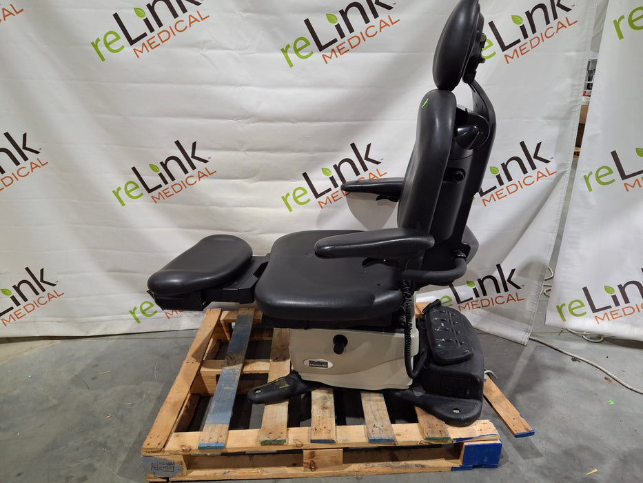 Midmark 630 Procedure Chair