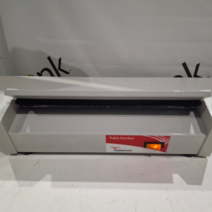 Benchmark Scientific M2100 Tube Rocker