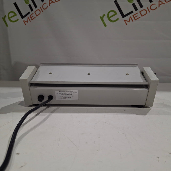 Benchmark Scientific M2100 Tube Rocker