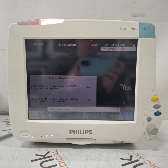 Philips IntelliVue MP50 Patient Monitor