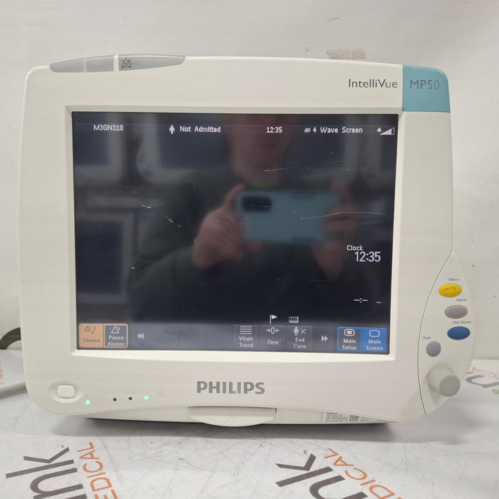 Philips IntelliVue MP50 Patient Monitor