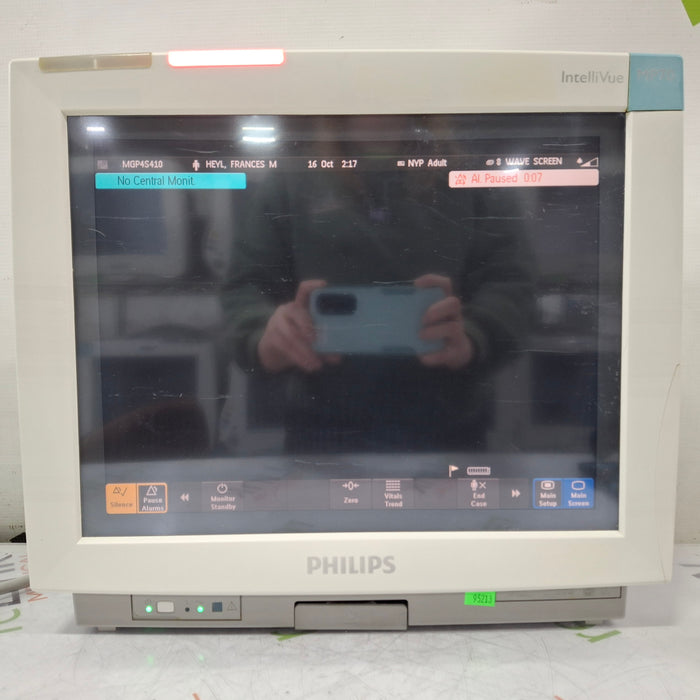 Philips IntelliVue MP70 Patient Monitor