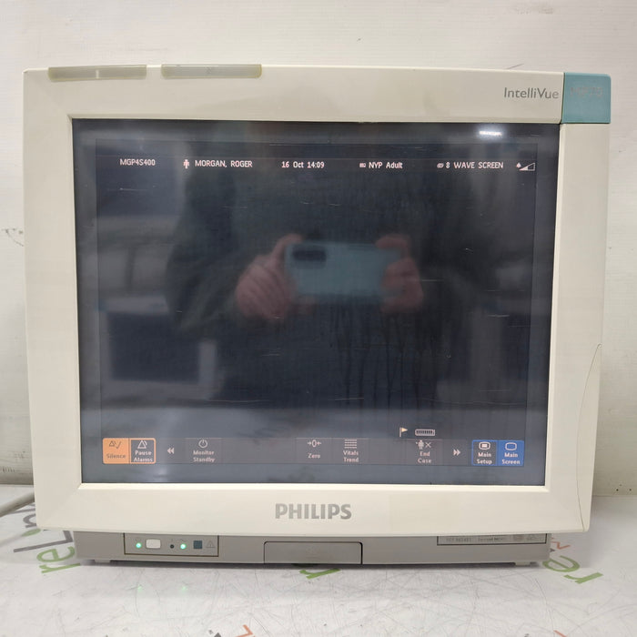 Philips IntelliVue MP70 Patient Monitor