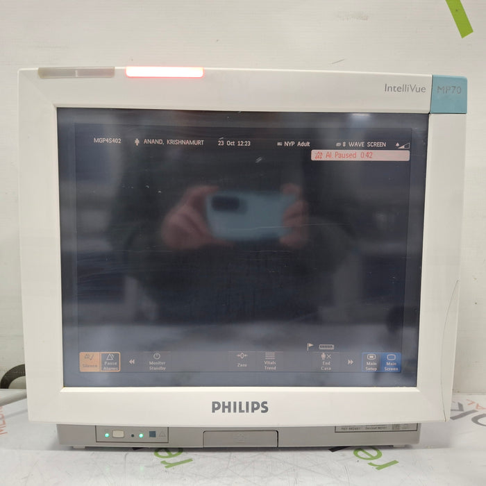 Philips IntelliVue MP70 Patient Monitor