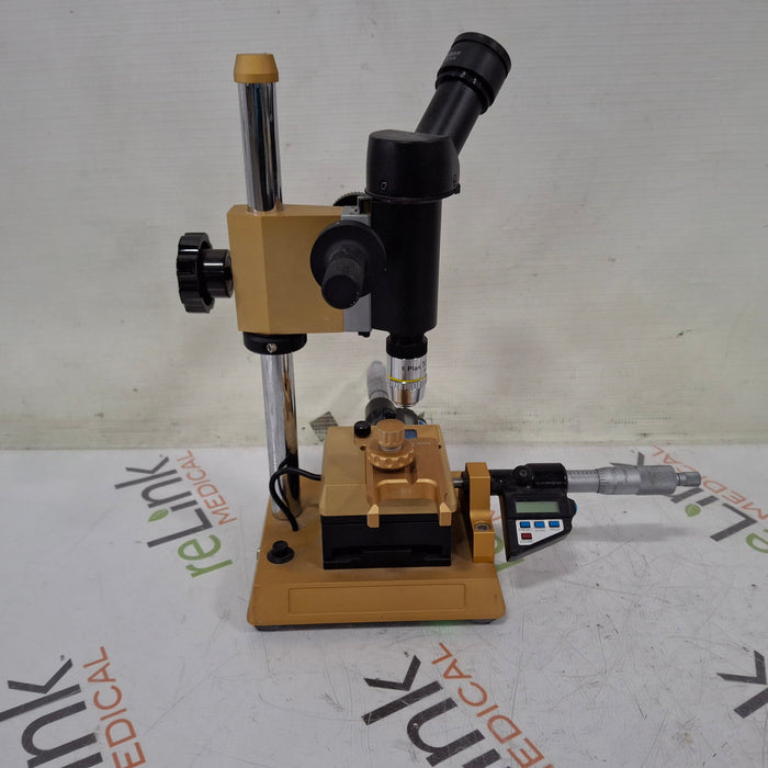 Bausch and Lomb Chiron Magnum Diamond Keratome Microscope