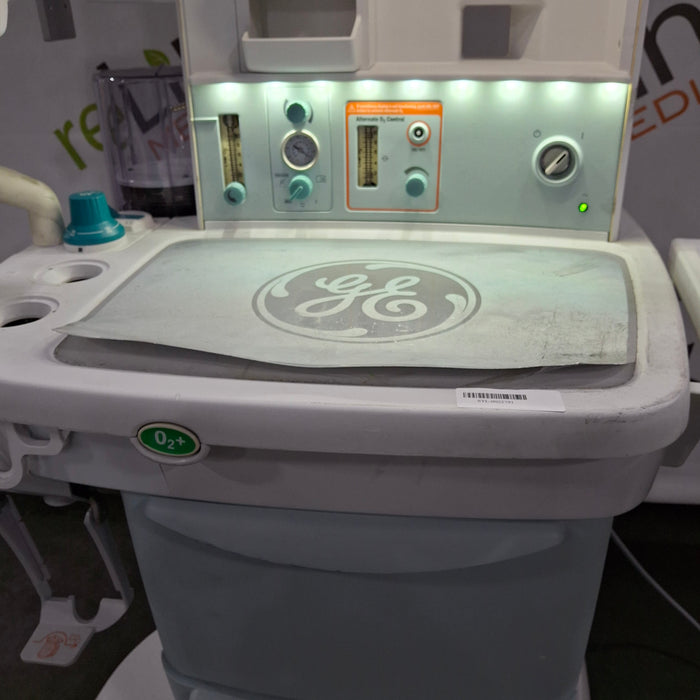 GE Healthcare Avance CS² Anesthesia Machine