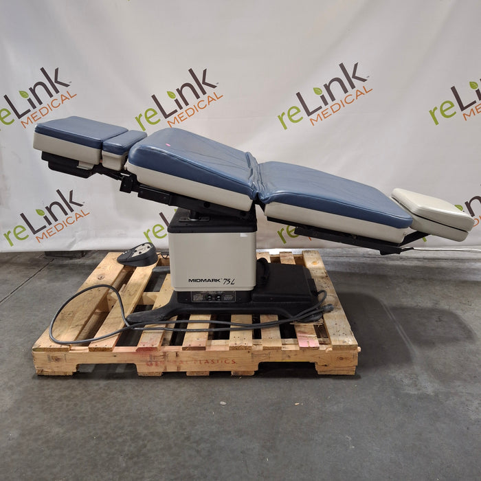 Midmark 75L Exam Chair
