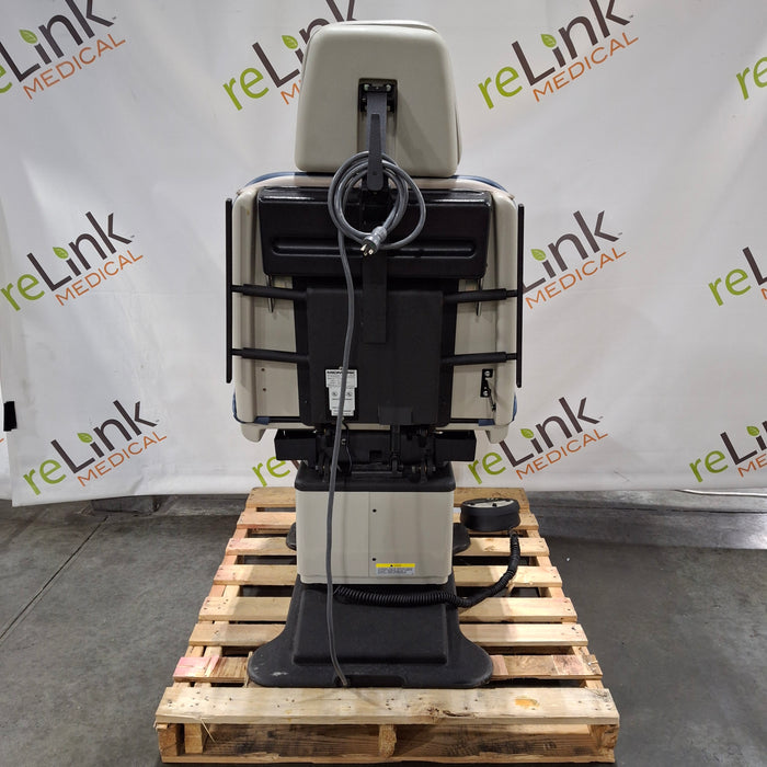 Midmark 75L Exam Chair