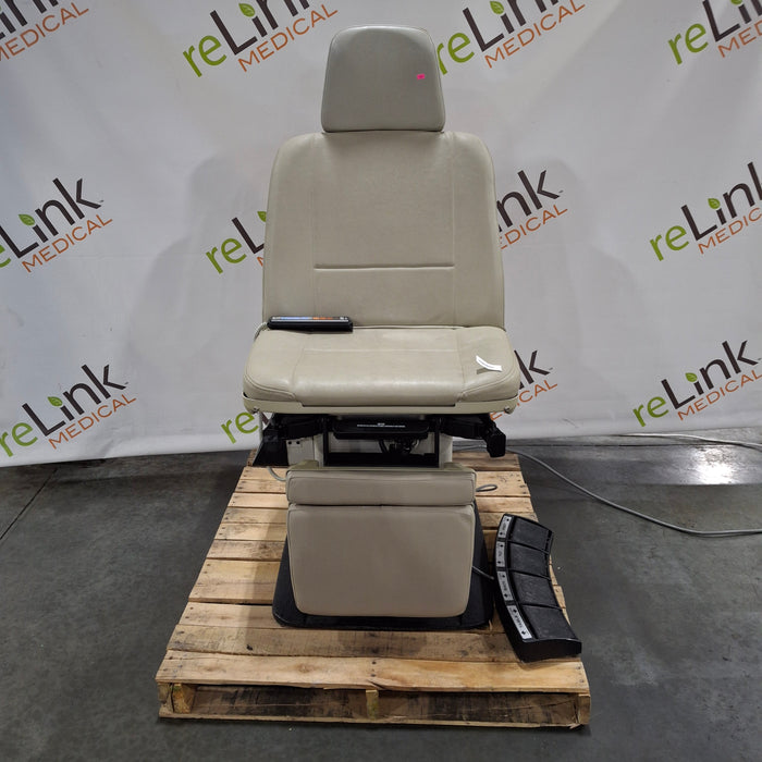 Midmark 411 Power Exam Table