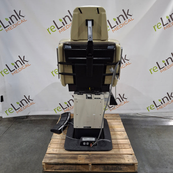 Midmark 411 Power Exam Table