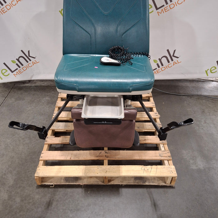 Midmark 75L Exam Chair