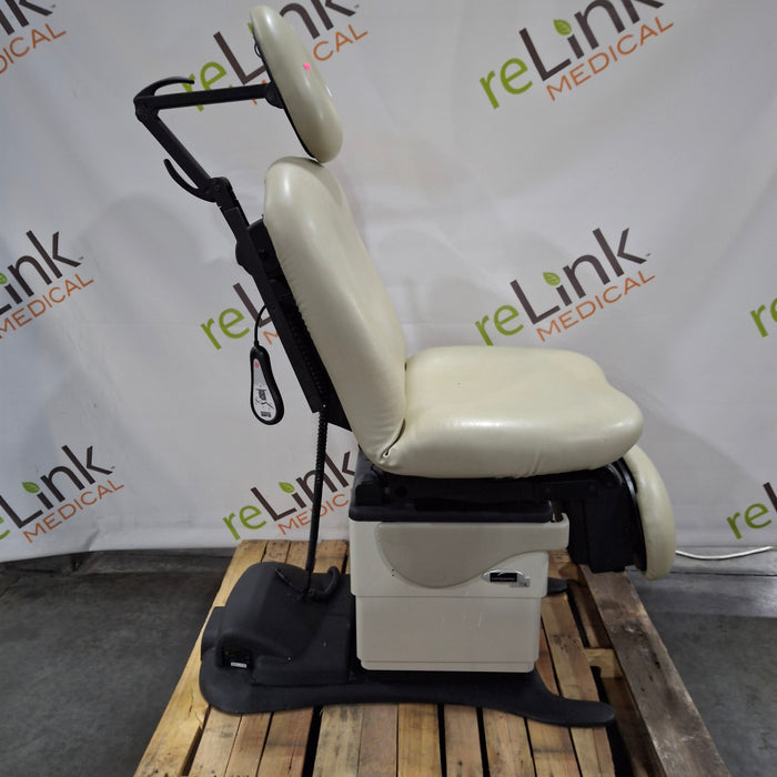 Midmark 630 Procedure Chair