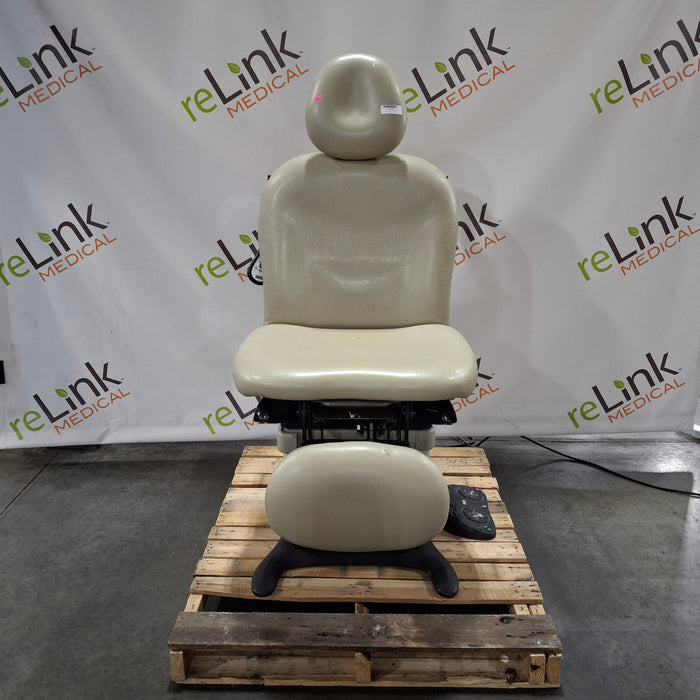 Midmark 630 Procedure Chair