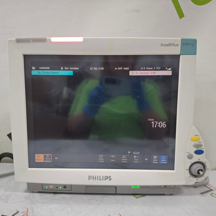 Philips IntelliVue MP70 Patient Monitor