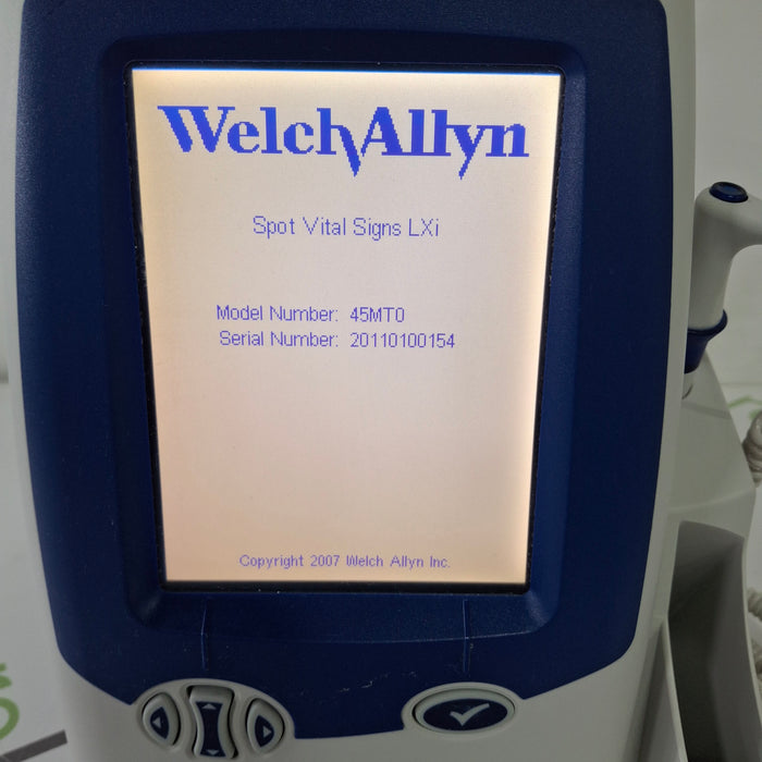 Welch Allyn Spot LXi - NIBP, SureTemp Plus, Masimo SpO2 Vital Signs Monitor