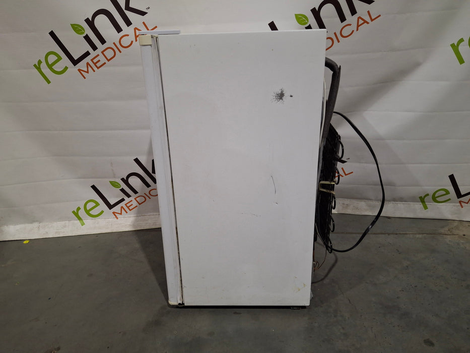 Sanyo SR-368W Refrigerator