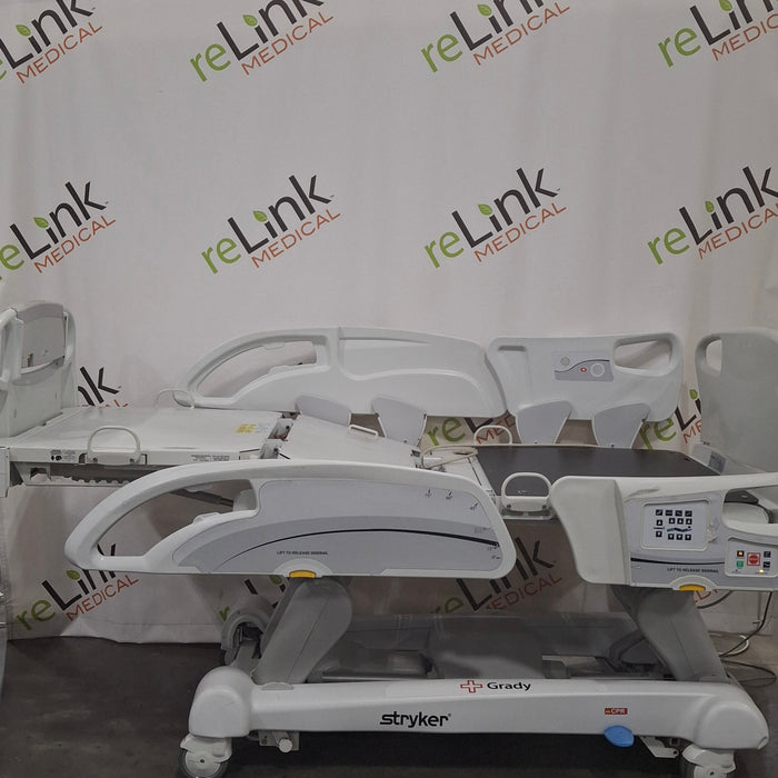 Stryker InTouch 2141 Critical Care Hospital Bed