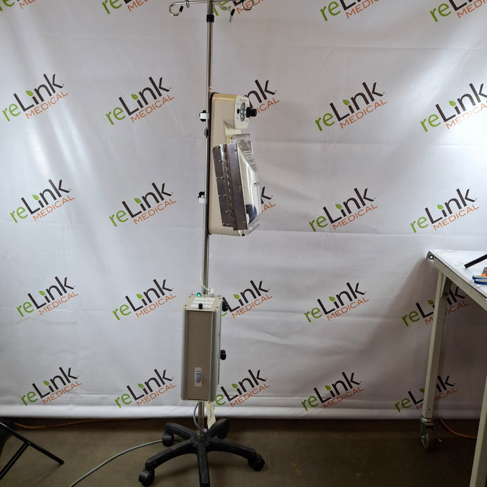 ConMed ConMed Linvatec 3-Liter Pressure Infuser Irrigation Pump Surgical Equipment reLink Medical