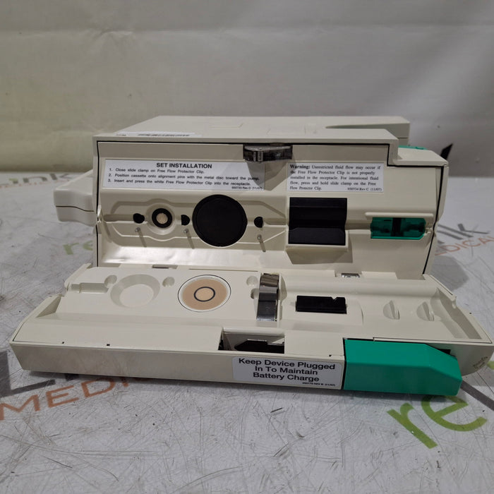 B. Braun Outlook 400ES Infusion Pump