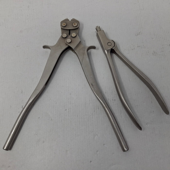 Howmedica Osteonics Corp. Howmedica Osteonics Corp. 6704-9-900 Dall-Miles Cable Grip System Surgical Instruments reLink Medical